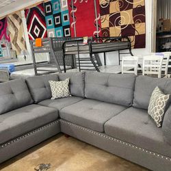 🚨🚨🚨brand new sectional free ottoman $897