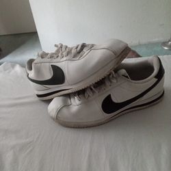 Nike Cortez