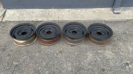 Ford truck 15-inch Steelies fits van or bronco