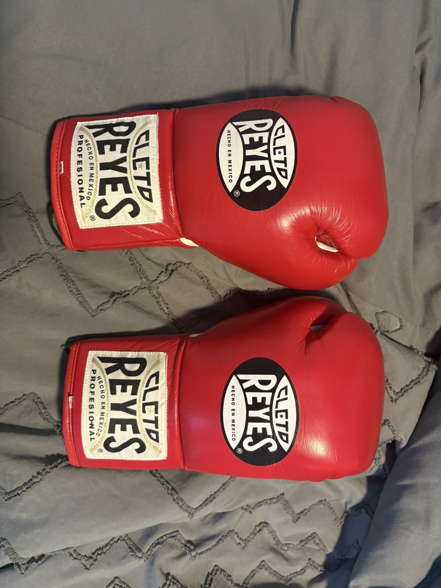 Cleto reyes professional gloves