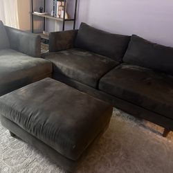 Living Spaces Livingroom Set 