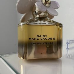 Marc Jacobs Women’s Perfume 