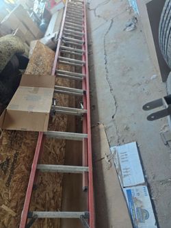 Used 40ft ladder fiberglass