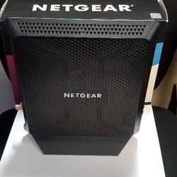 NETGEAR NIGHTHAWK AC1900 WIFI cable Modem Router