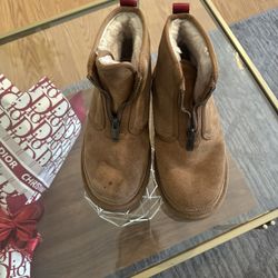 Uggs Size 6 