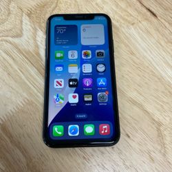 iPhone XR 64gb.  Unlock Any Sim