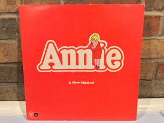 Annie A New Musical Original Broadway Cast LP Vinyl Record Album - Shipping Available