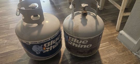 2 propane tanks