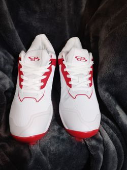 Boombah Viper Pro baseball cleats in white and red Sizes 7 and Size 7.5