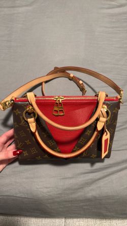 Louis Vuitton V Tote BB Monogram Cerise Red