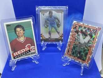Baseball Sports Cards - Juan Marichal -Numbered Refractor - Mike Schmitt - Pete Rose 