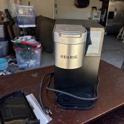 Keurig coffee Maker - used