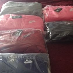 Women's Nike Jogging Suits 