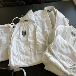 Jiu Jitsu Gi’s 