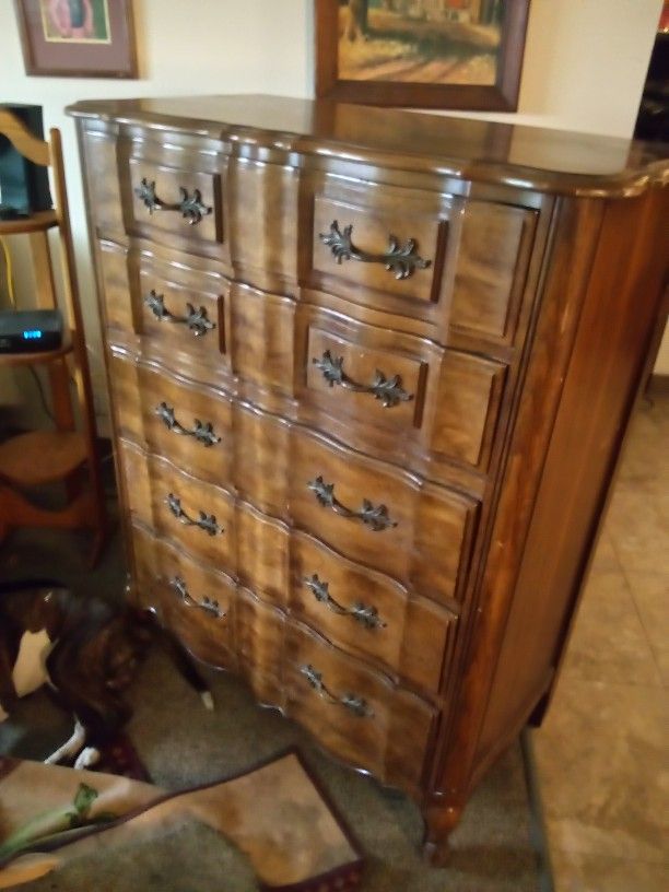 Vintage Thomasville Dresser