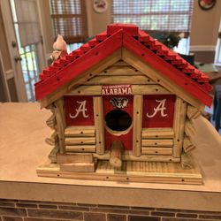 New Handmade Alabama Birdhouse With Chimney 