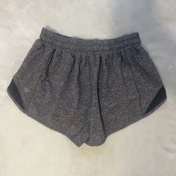 Lululemon Shorts Size 6