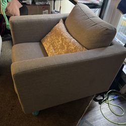 Couch 33”/30” Grey 