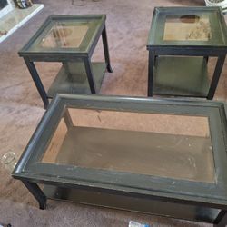 Coffee Table & 2 End Table Set 