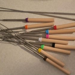 SMORE OR HOTDOG SKEWERS  