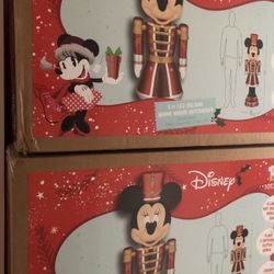 Disney Mickey And Minnie Nutcracker. 