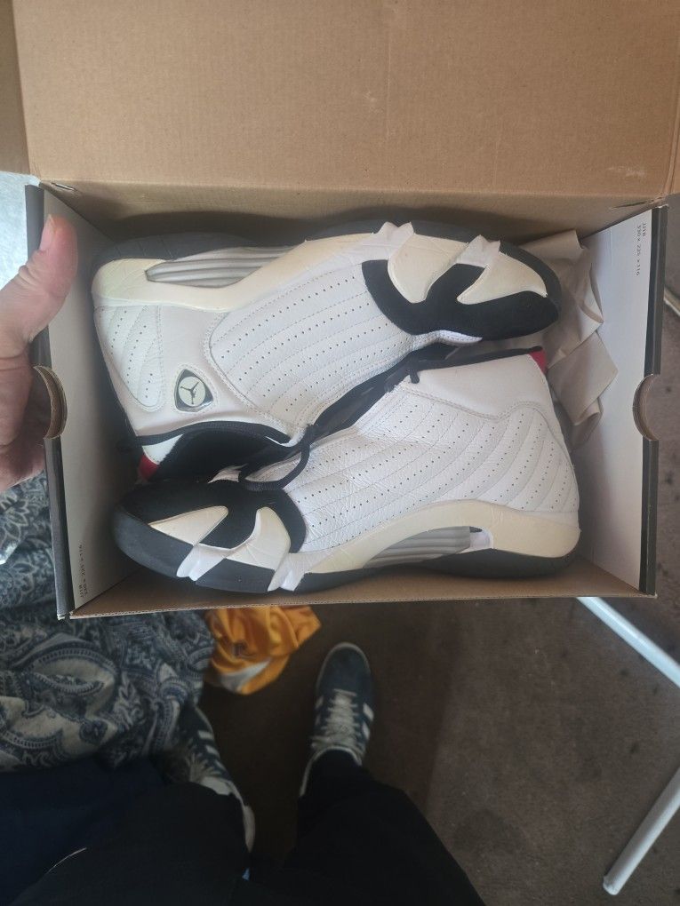 Air Jordan 14 Retro Size 10 1/2 Mens