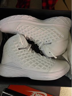 Kobe 3 size 14