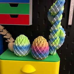 Dragon egg fidget toy
