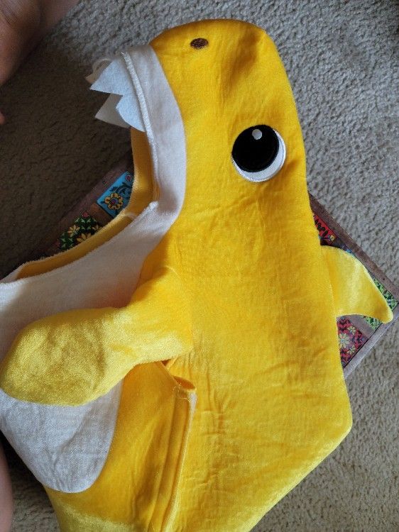 Baby Shark Halloween Costume 3T/4T for Sale in Houston, TX OfferUp