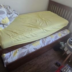 2 TWIN BED WITH MEMORY FOAM MATTRESSES