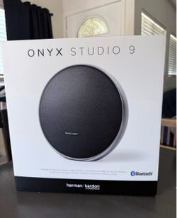 ONYX STUDIO 9 by HARMAN/KARDON BT SPEAKER $220
