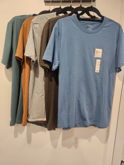5 Men’s T-Shirts Bundle Size L Calvin Klein Sonoma Marc Anthony Mix New & EUC