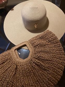 Sun hat and bag