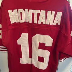 Mitchell & Ness Joe Montana Jersey Size 48 Throwback