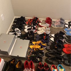 A lot Of Shoes Fs  Over 30 Pair New And Used 
