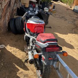 86/87 Steeet Bike Kawasaki Nija 600r