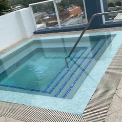 Swimming pool water leak detection 