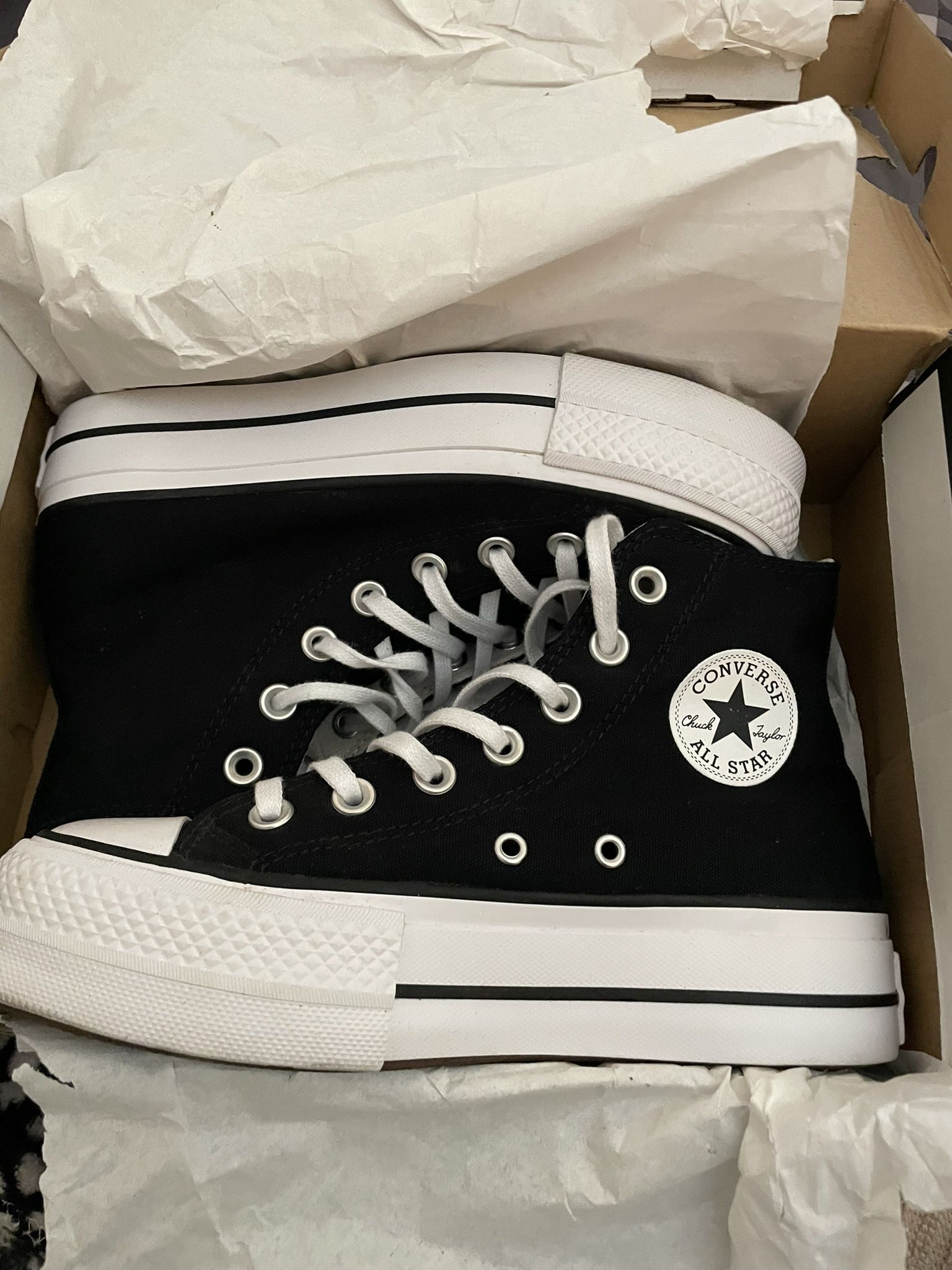 Converse Size 5 