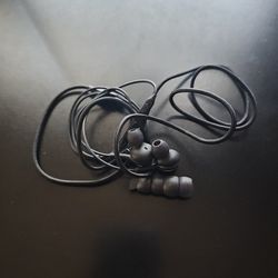 Samsung USB C wired earphones

New.. came with my S20 Ultra.

