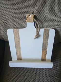 Porta libro de madera