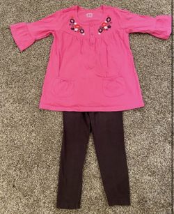 Toddler Girls 4T matching sets lot