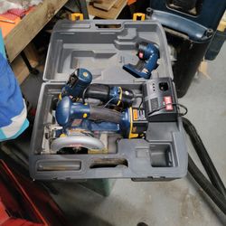 Working Ryobi 18 Volt One+ Driver, Saw, Light Tool Kit Model G0448 With Case And Charger