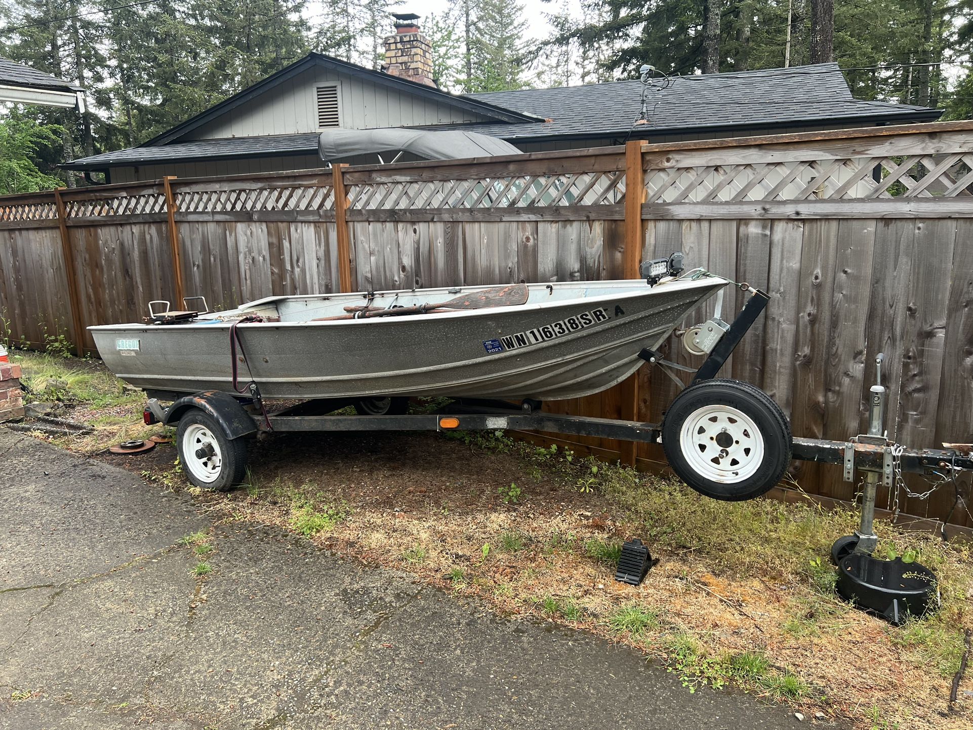 12ft Aluminum Boat With 9.9 Johnson