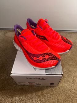 Saucony Endorphin Pro 4 (Carbon-Plated Racer) Size 8 Women’s