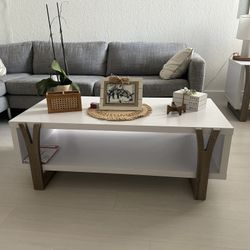 Set Of 3! Coffee Table, Side table And credenza’