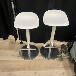 White Bar Stool Chairs 2