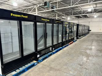 True 2-Glass Door Reach-in Freezer Merchandisers ** see description
