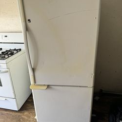 Amanda Refrigerator 
