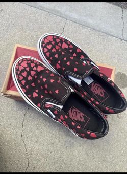 Vans Classic Slip-On Heart Print Sneakers
