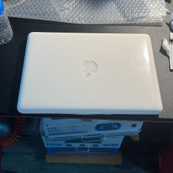 MacBook A1181 